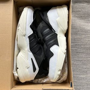 **NEW** Addidas Yung-96 Mens Sneakers